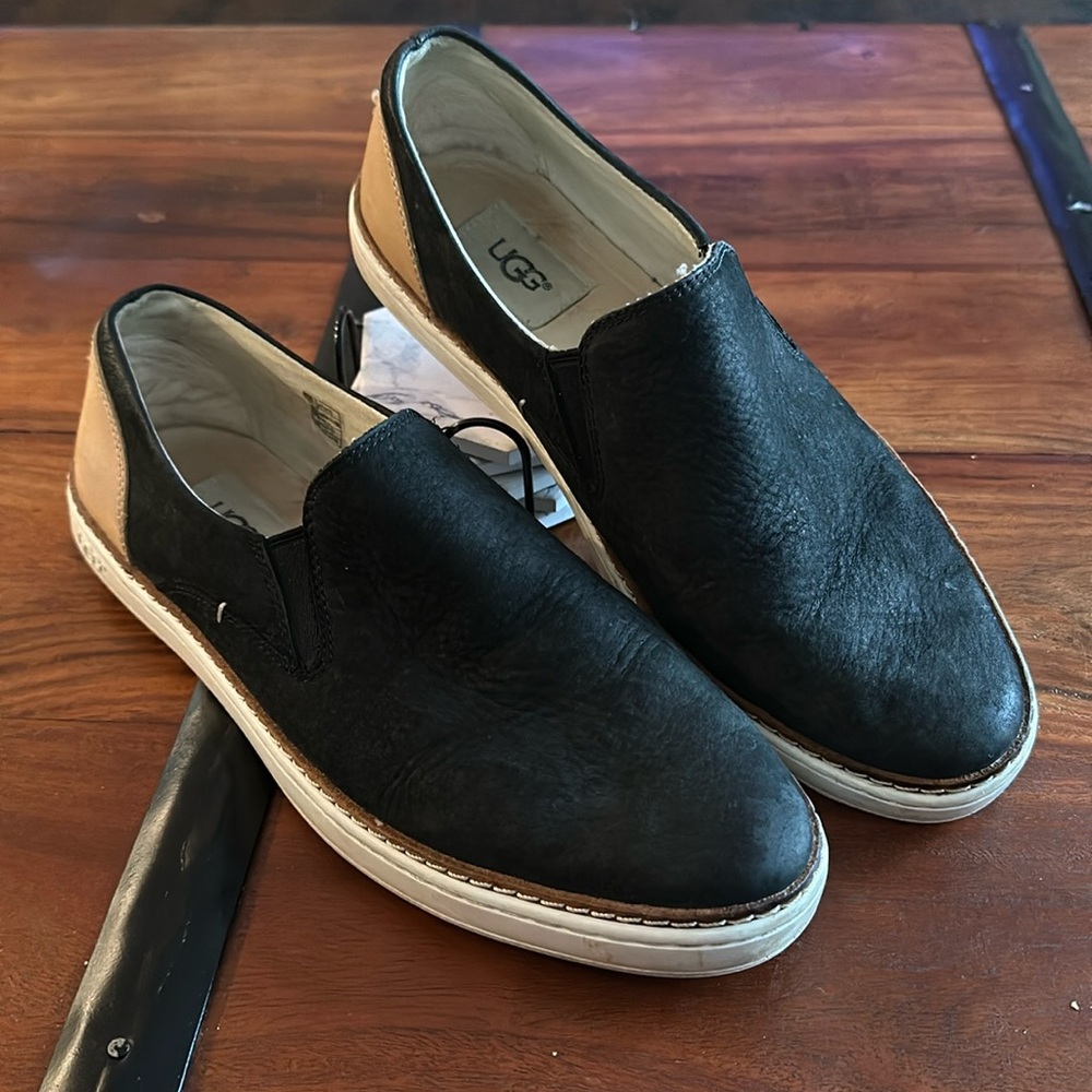 UGG Loafers 👞